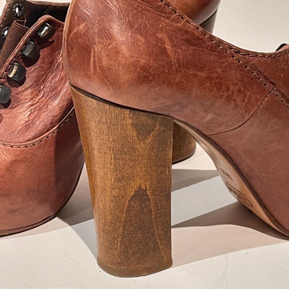 Chloé Brown Leather Black Heel Shoe - Picture 1 of 4